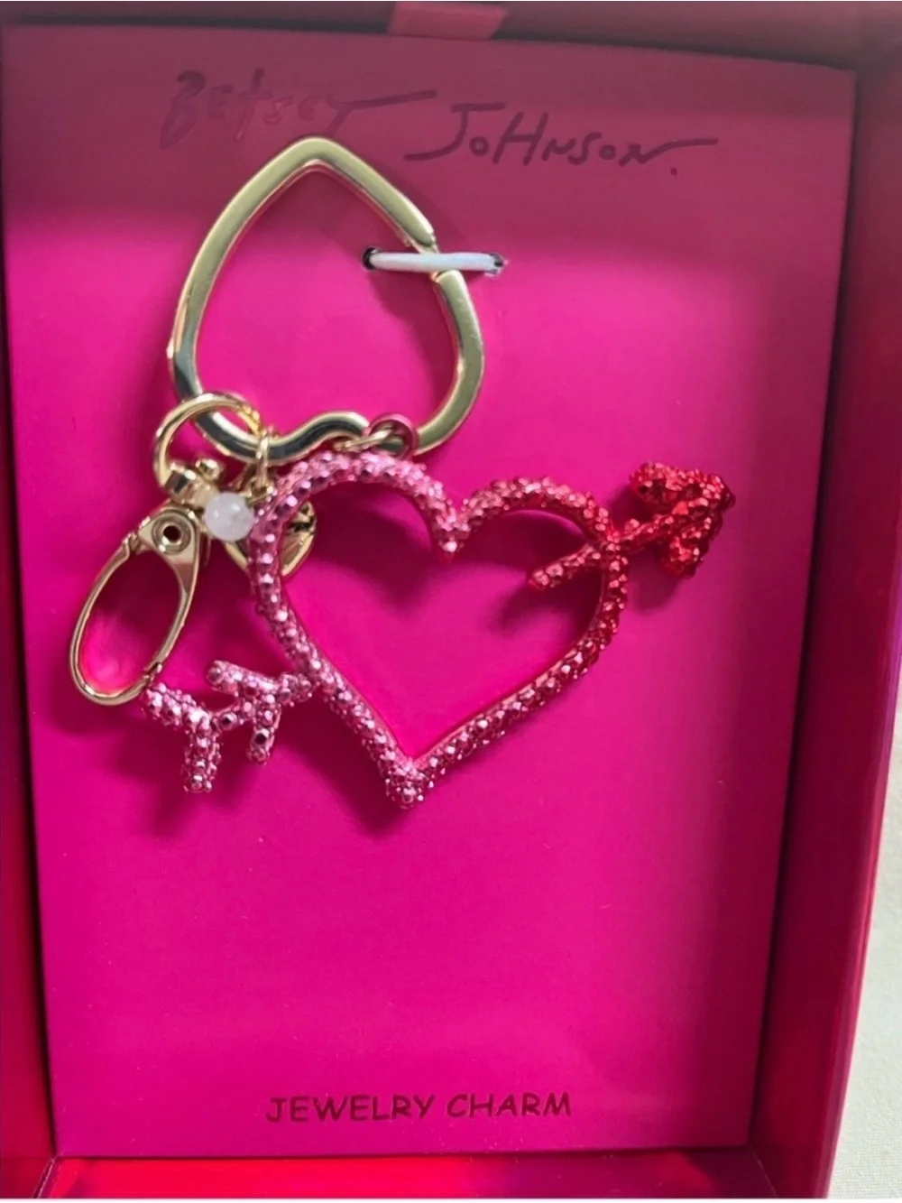 Betsey Johnson Pink Crystal Heart Arrow Keyring with Gold Clip